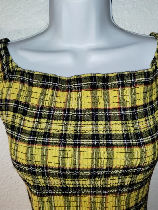 HOT TOPIC Yellow Plaid Square-Neck Women’s Top sz Medium - Picture 8 of 10